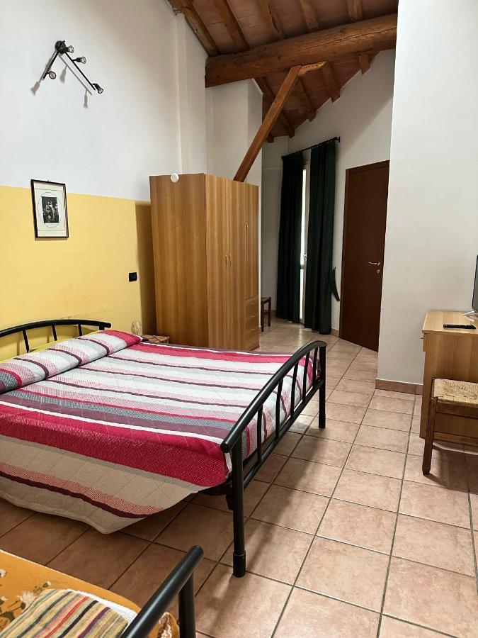 Agriturismo La Rasdora Porto Mantovano Dış mekan fotoğraf